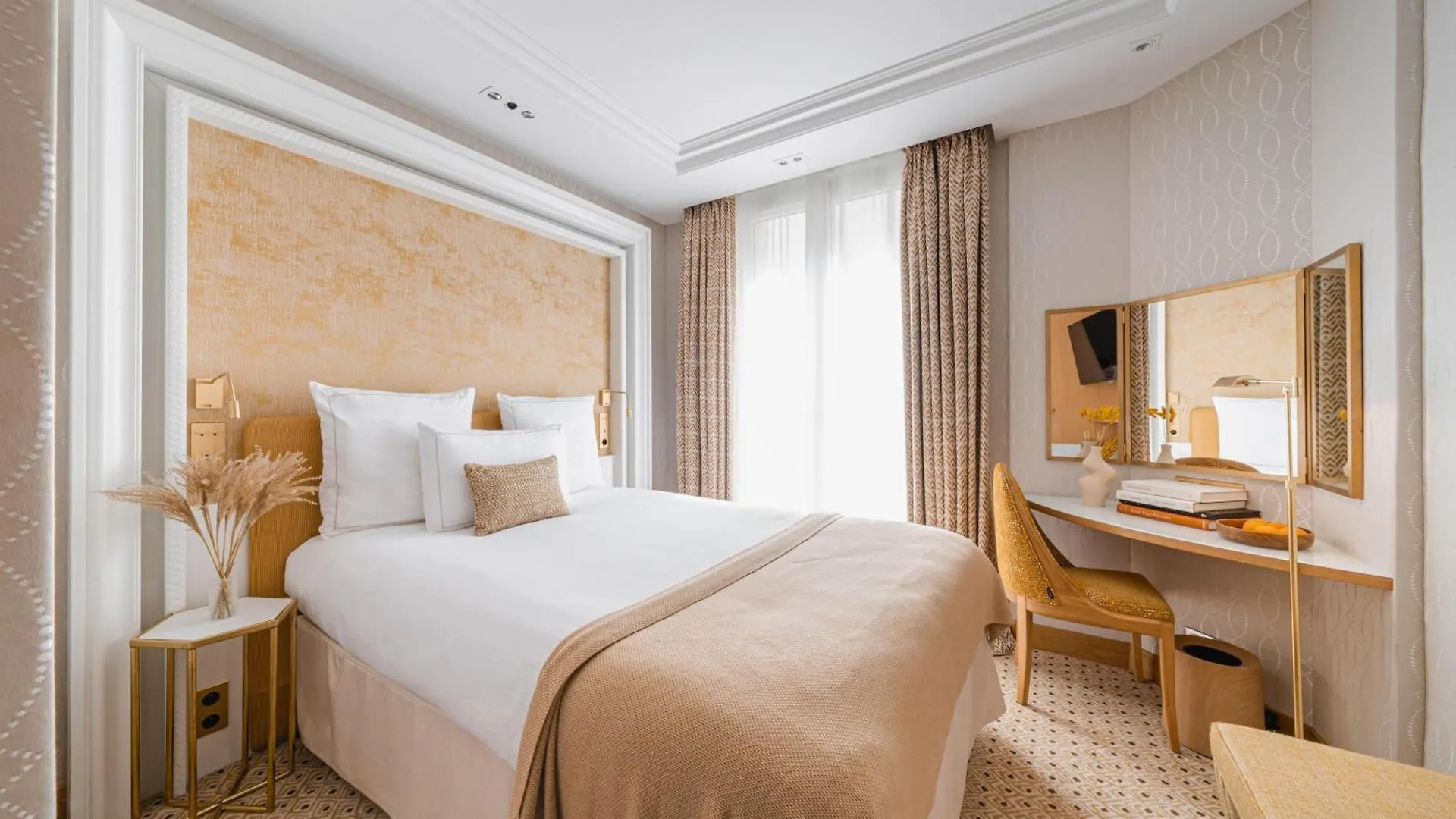 ****  Hotel Madison Paryż Francja